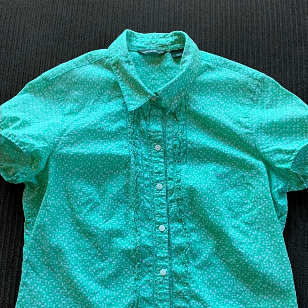 5/$25❗️Feminine Patterned Shirt